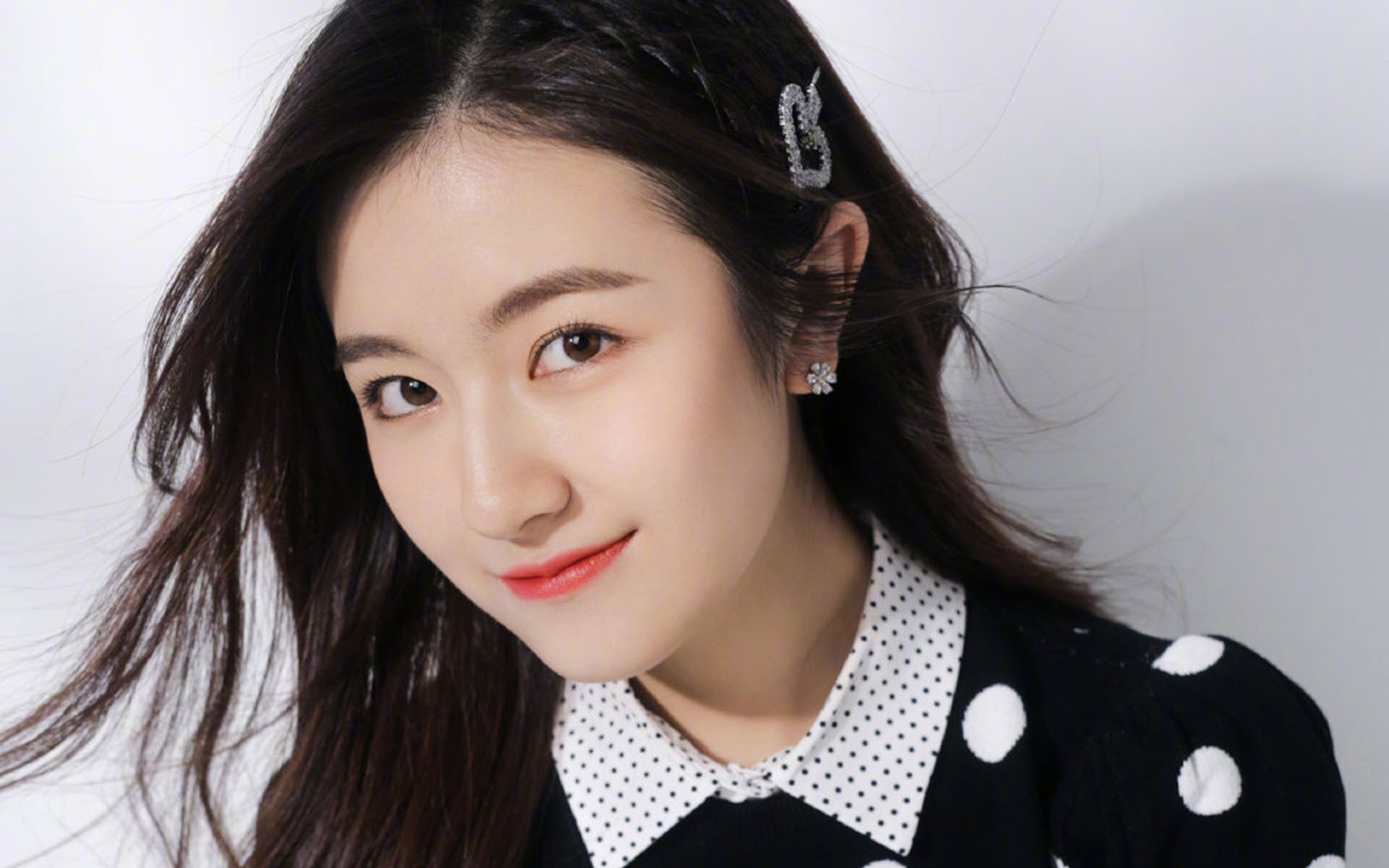 瑞士男足在巴黎奥运会比赛中以3-1击败巴西，瑞士男足主力阵容