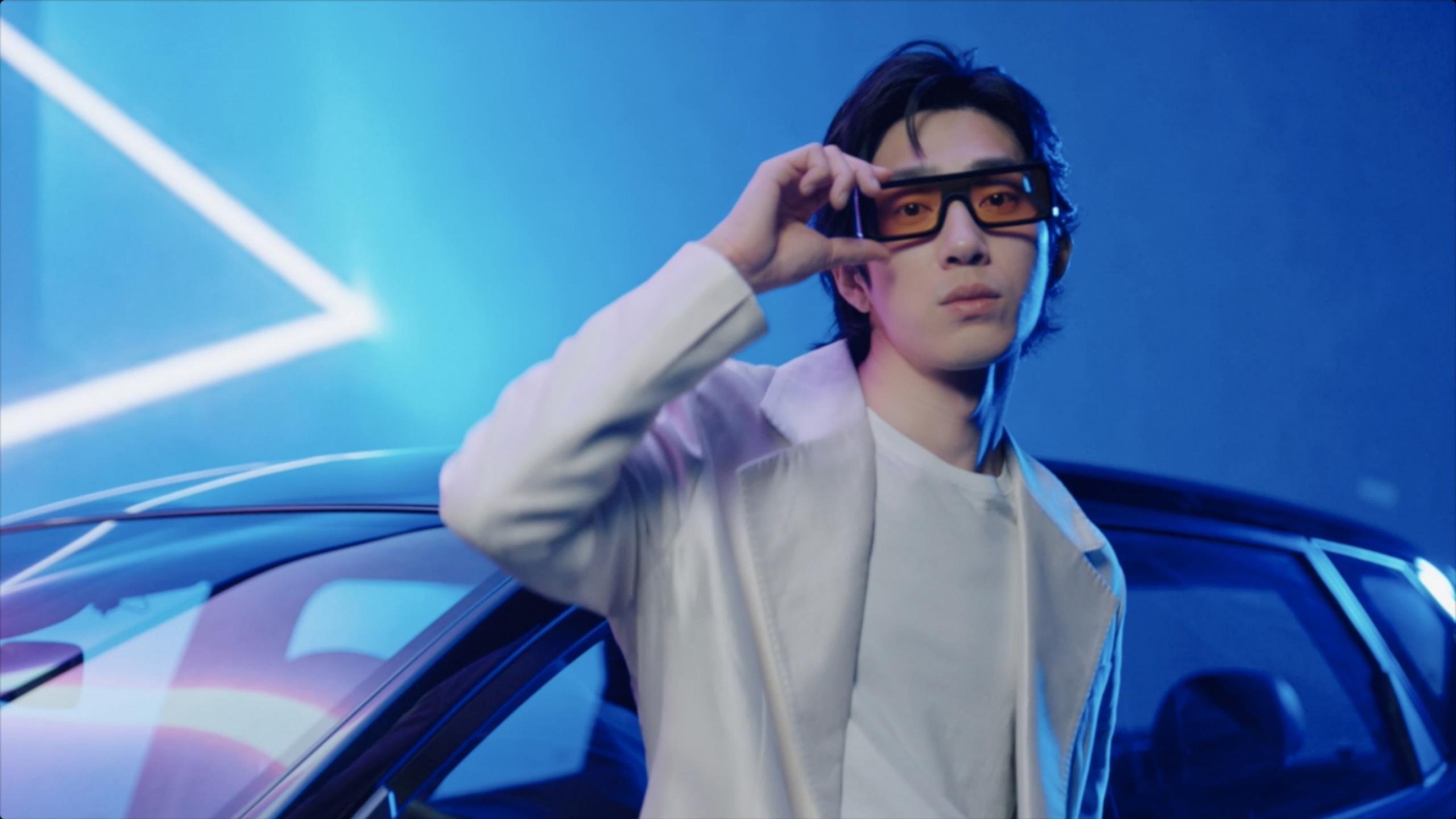 “华金·托比利亚的坚韧精神与防守技术，帮助美洲狮队巩固全球地位”