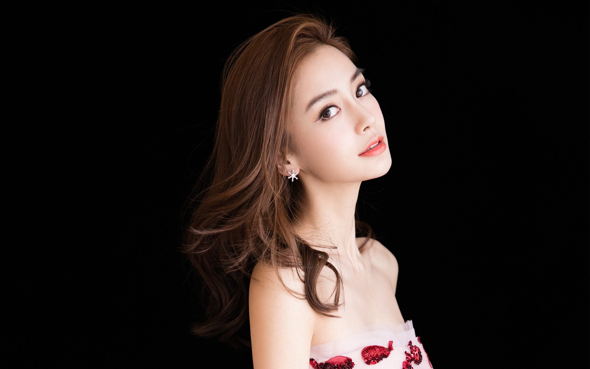 AIYOUXI.COM-女篮国家队开设心理辅导课程增强比赛稳定性，中国女篮心理教练